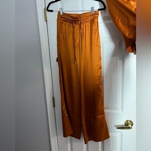 NEVER WORN! Choosy Brand orange satin wide leg pant size 4! Elastic waist band